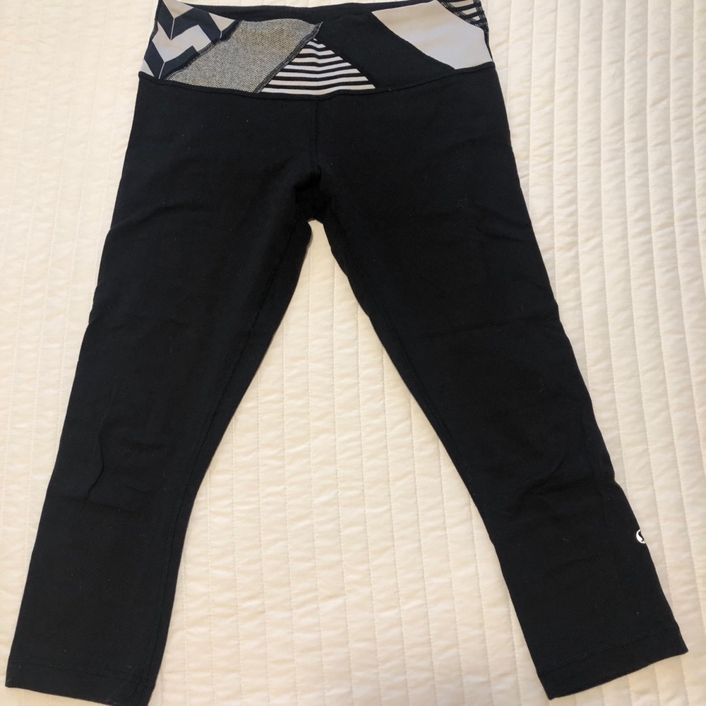 Lululemon wonder under crop